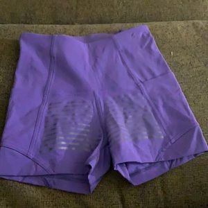 Lulu lemon women’s athletic shorts